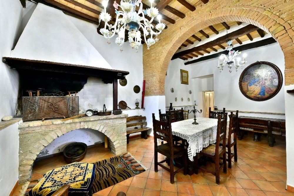 Agriturismo Corvaia Radicofani Eksteriør billede