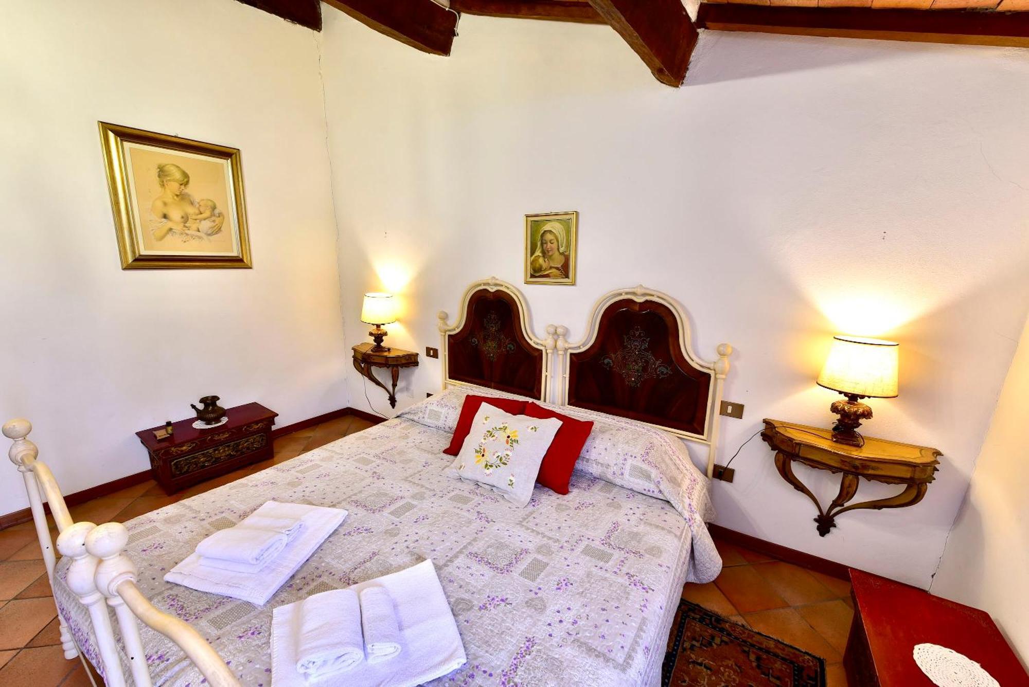 Agriturismo Corvaia Radicofani Eksteriør billede