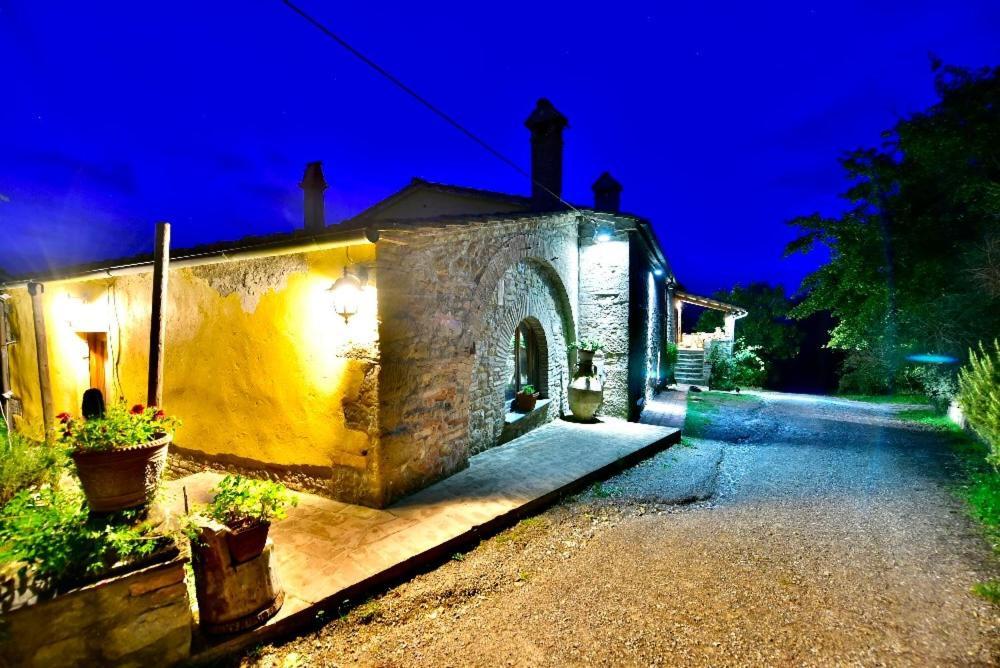 Agriturismo Corvaia Radicofani Eksteriør billede