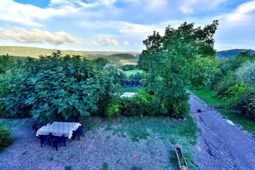 Agriturismo Corvaia Radicofani Eksteriør billede