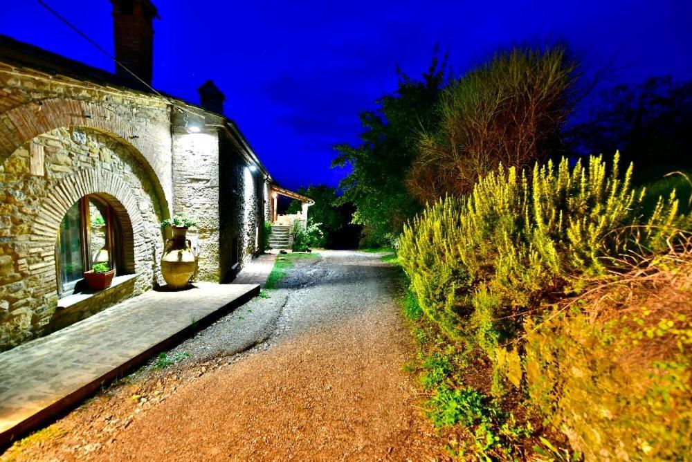Agriturismo Corvaia Radicofani Eksteriør billede